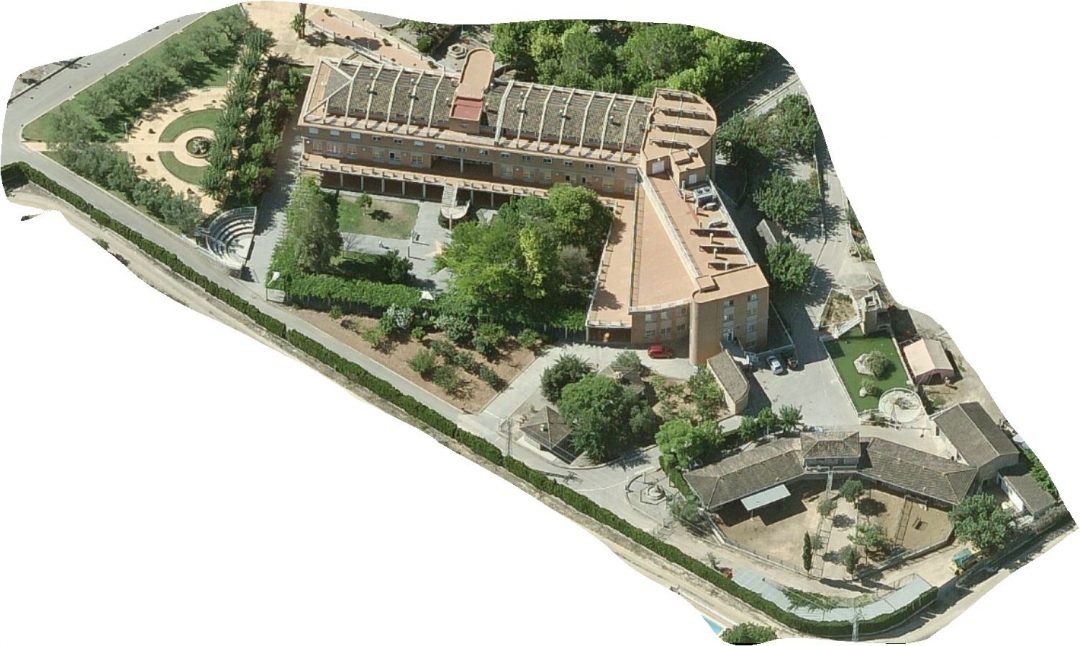 0B.- Residencia y Granja escuela
